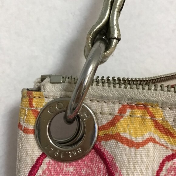 Coach Poppy Signature Scribble Print Hippie Shoulder Bag - Picture 14 of 15